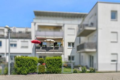 Ruhig. Modern. Begehrt. Helle und charmante 4-Zimmer-Wohnung mit Süd-Balkon in Erding