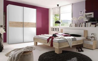 Neu modern voll möbliert in 1.OG mit Südbalkon, Garteblick mit frischer Luft in beste Lage