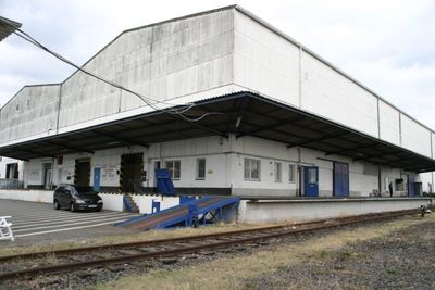132m² & 254m² Lagerfläche in Frankfurt-Gutleutviertel zu vermieten