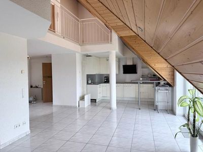 Lichtdurchflutete DG-Maisonette Wohnung in Ludwigshafen Maudach - ohne Provision