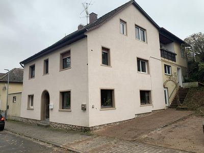 Einfamilienhaus mit Einliegerwohnung