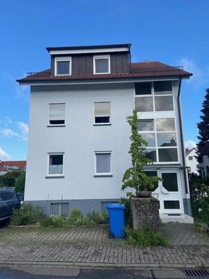 Dachgeschoss in super Lage, Balkon, leerstehend – von privat + EG / 1. OG möglich