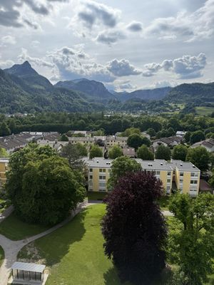 Seltene Perle 3 Zimmerwohnung im 10 OG mit herrlichem Bergblick