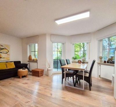 Vollmöblierte 1 Zimmer EG-Whg. mit TG-Stellplatz und Balkon