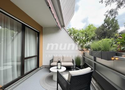 Familienfreundliche 4-Zimmer-Wohnung mit Balkon und Tiefgarage in Dietenheim