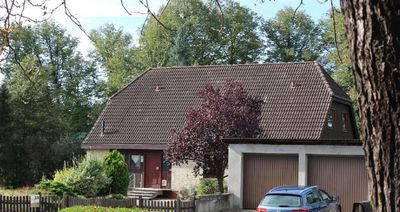 GR0ßZÜGIGES EINFAMILIENHAUS IN SIEWISCH/DREBKAU