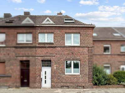 Ein- bis Dreifamilienhaus zur Eigennutzung oder als Kapitalanlage in Tönisvorst