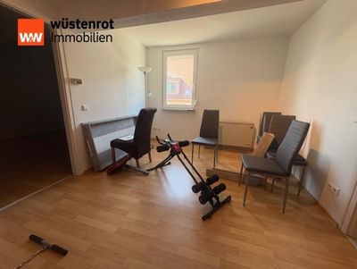 Attraktives renoviertes Einfamilienhaus mit großer ausgebauter Scheune in Pforzheim-Büchenbronn