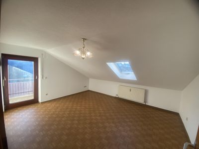 Dachgeschosswohnung in 74930 Ittlingen