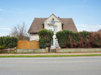 Viel Platz, viele Möglichkeiten. Großzügiges Zweifamilienhaus mit Einliegerwohnung in Lübbecke