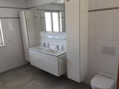 Exclusive 3-Zimmer-Wohnung mit Einbauküche und Balkon
