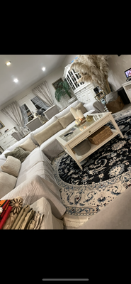 Vollmöbilierte 3,5 ZKB Wohnung extravagant