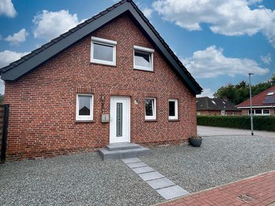 Charmantes, vollständig modernisiertes Einfamilienhaus in ruhiger Sackgassenlage mit großzügigem Garten!