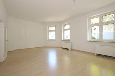 Sanierte 3 Zimmer Wohnung in zentraler Lage