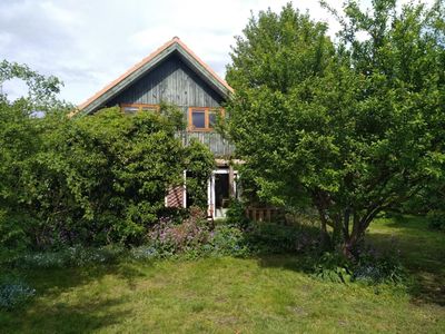 freistehendes Einfamilienhaus mit schönem Garten