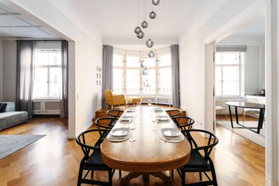 Exklusiv sanierte Altbau Wohnung in Bestlage