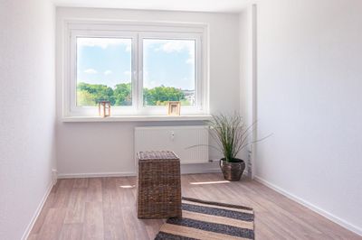 Geräumige 4-Raum-Wohnung in zentraler Lage