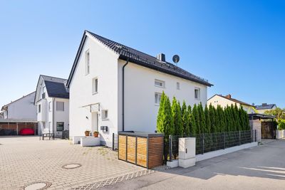 Kernsaniertes 2-Familienhaus – energieeffizient, flexibel nutzbar: Selbstbezug oder Vermietung