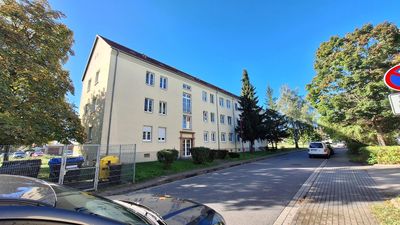Frisch hergerichtet! Vierraumwohnung mit Balkon - Schnell sein lohnt sich!