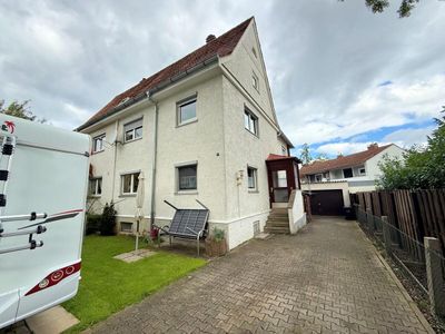 Flexibel nutzbare Doppelhaushälfte in zentraler Lage