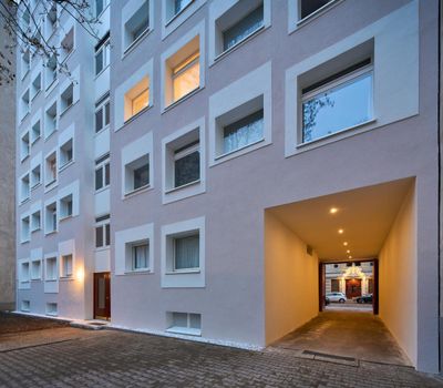 Charlottenburg: Eislebener Str: VERMIETETE 4-Zi-Whg, 92 m² - HP + SÜD-Loggia - kündbar in 9 Monaten