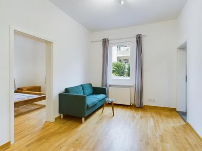 Renovierte teilmöblierte 2-Zimmer-Wohnung