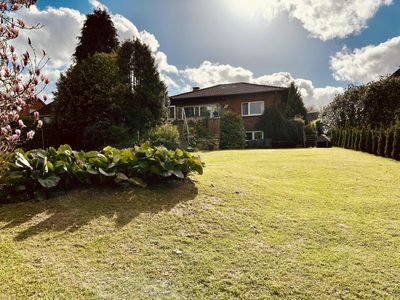 Freistehendes Haus mit Traumblick über die Eider