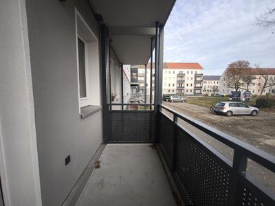 Geräumige 4-Raum-Wohnung mit Balkon – Viel Platz zum Wohnen und Leben!