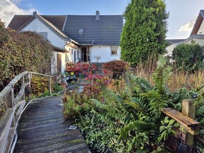 "Gemütliche kleine Doppelhaushälfte für Gartenliebhaber!"