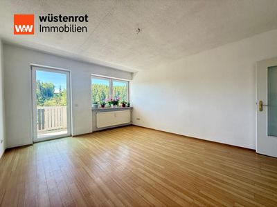 Gemütliche 2-Zimmerwohnung mit großem Südbalkon und tollen Ausblick