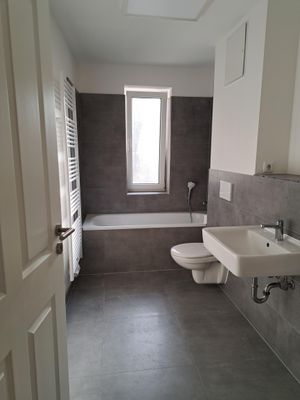 Helle freundliche 2 Zimmer Wohnung in Leipzig Schönefeld