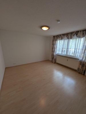 Schöne 3ZKB mit Balkon