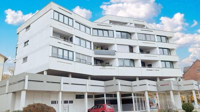 Kapitalanlage! Großzügige 2-Zimmer-Wohnung mit Balkon und Freistellplatz!