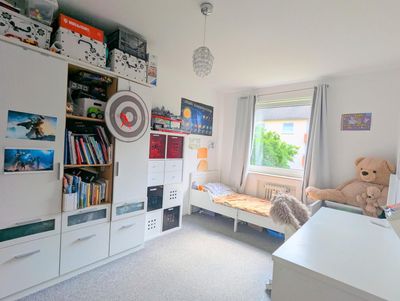Preisreduziert ! Helle 4Zimmer-Wohnung mit 2 Balkonen – ideal für Familien oder Kapitalanleger
