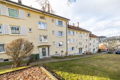 Helle & Moderne 3-Zimmer-Wohnung mit Balkon
