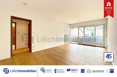 Attraktive 2-Zimmerwohnung mit großem Balkon und neuem Bad.