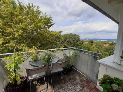 Grün Wohnen - Vorteile der Stadt genießen: 3-Zi-ETW, Balkon, Carport, freiwerdend