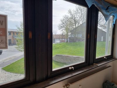 2 getrennte Wohnungen oder Gewerbefläche mit Garage im Bayerischen Wald
