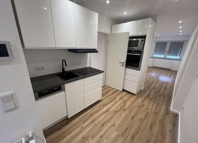 2-Zimmer-EGW mit geh. Innenausstattung und inkl. EBK, Teilmöbliert