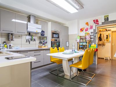 Charmante Wohnung mit ca. 88 Quadratmetern Wohnfläche und gemütlicher Laube