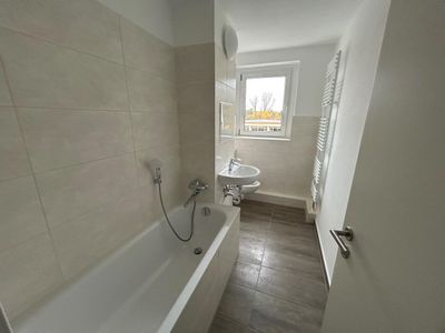 2-Raum-Wohnung mit Tageslichtbad!