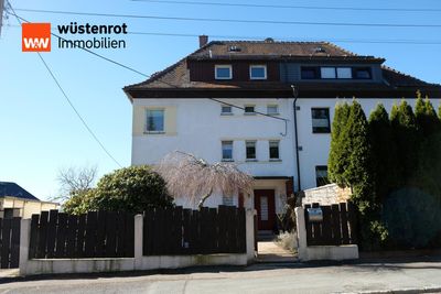 Sehr schöne Doppelhaushälfte – Ideal für eine oder zwei Familien