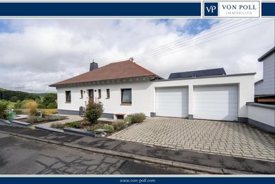 Umfangreich sanierter Bungalow mit großer Einliegerwohnung und traumhaftem Fernblick