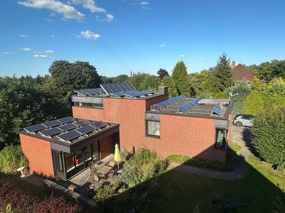 Architektenhaus mit Einliegerwohnung, moderne Pellet-Heizung, unverbaubarer Blick, provisionsfrei