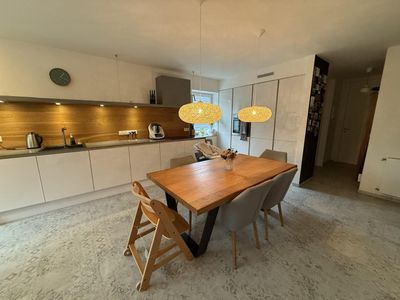 Haus im Haus - Helle moderne Maisonettewohnung in Top-Lage mit TG-Stellplatz