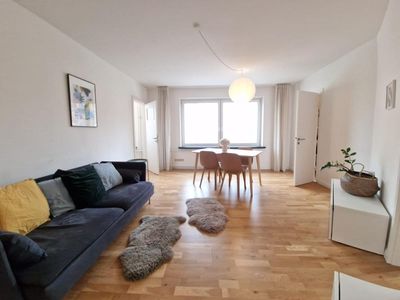 *5 Min. zur Alster - zur City*
*Modernisiert und top geschnitten - 3,5 Zi. Hohenfelde*