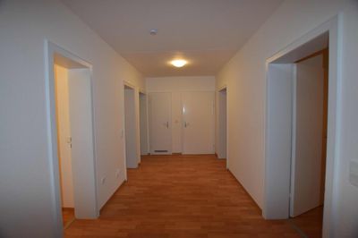 +++ Zum Einzug bereit! Schöne 3-Zimmerwohnung mit Balkon und Fahrstuhl +++