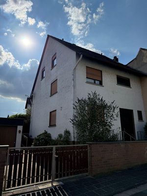 Charmantes Einfamilienhaus mit Garten