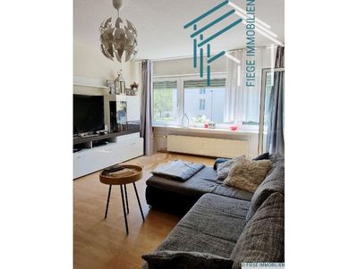 Helle und gepflegte 2 Zimmerwohnung mit sonnigem Balkon in Gravenbruch