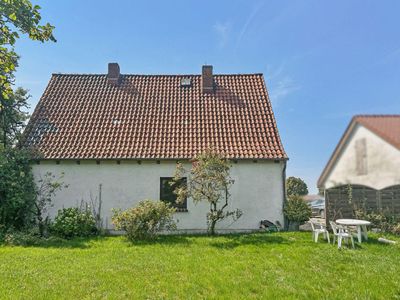 Sanierungsbedürftiges Einfamilienhaus auf großem Grundstück in Heemsen